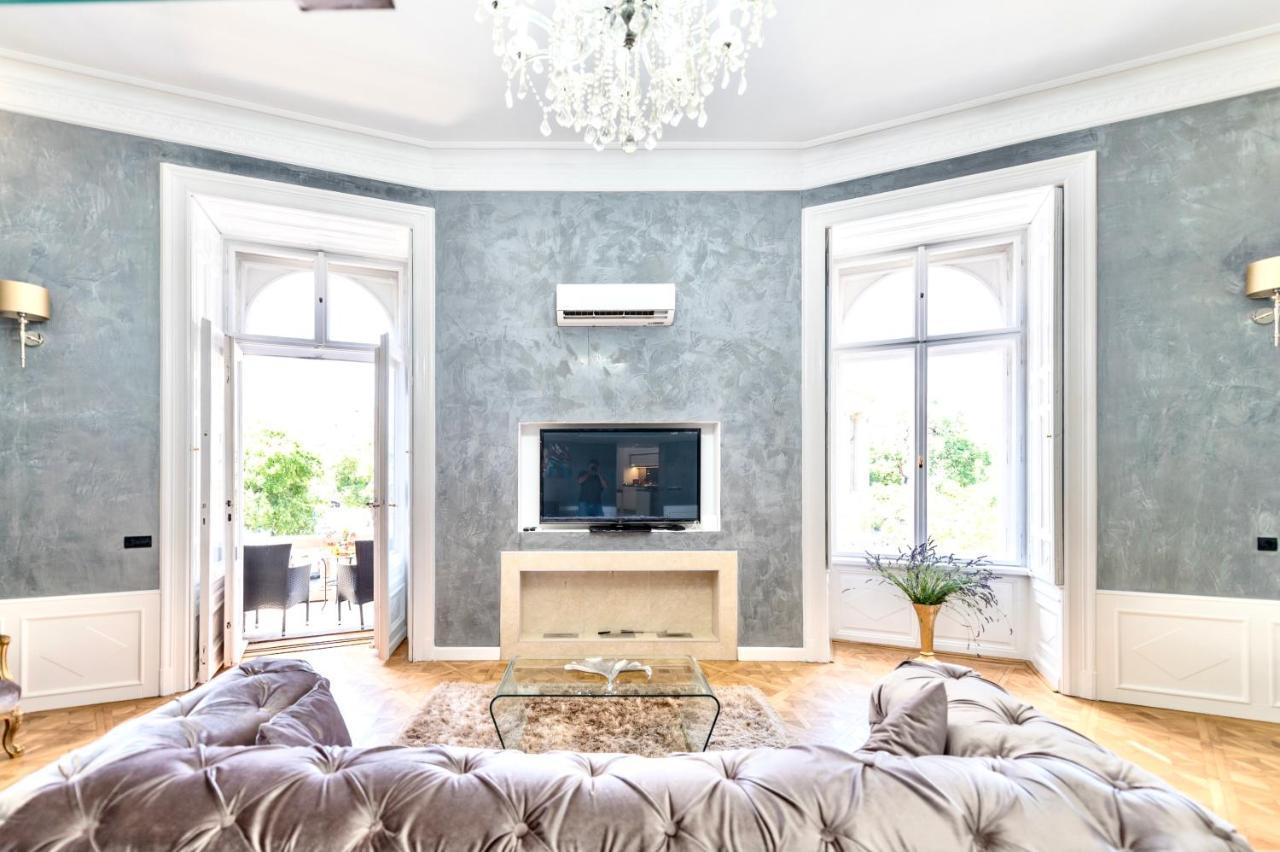 Top Luxury Suites Будапеща Екстериор снимка