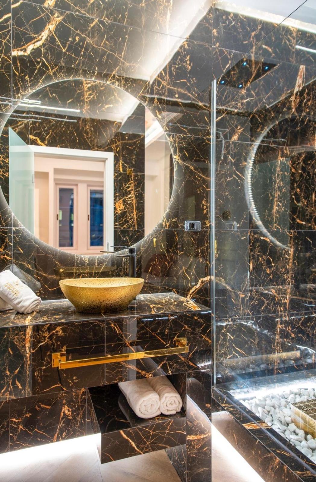 Top Luxury Suites Будапеща Екстериор снимка